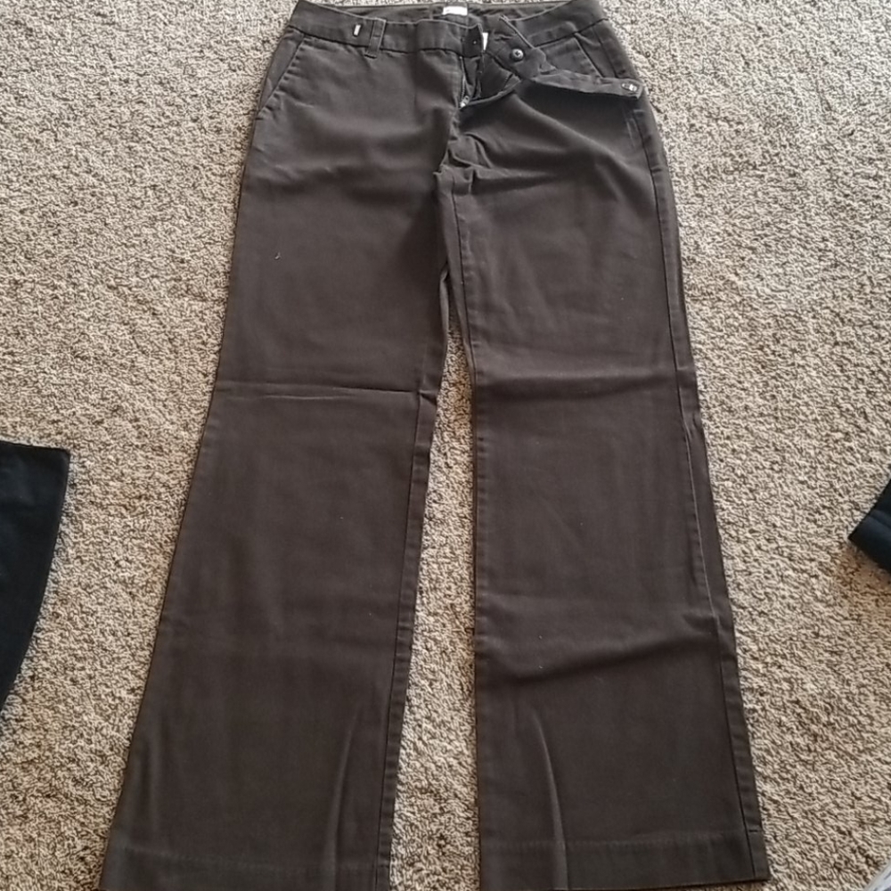 Chocolate brown GAP chinos